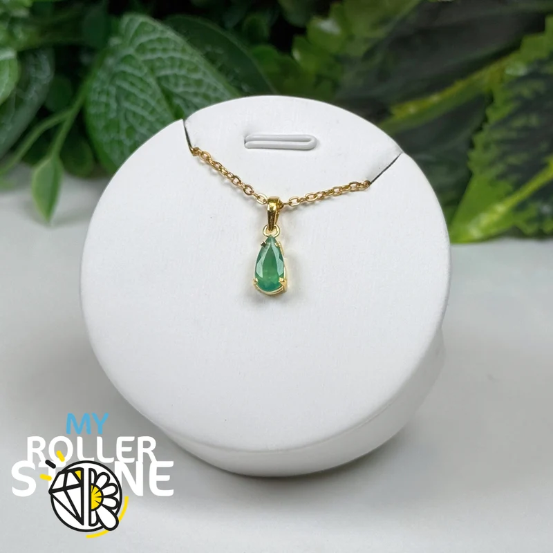 Chrysopras aus Brasilien und vergoldeter Anhänger aus 925er Sterlingsilber Nr. 2