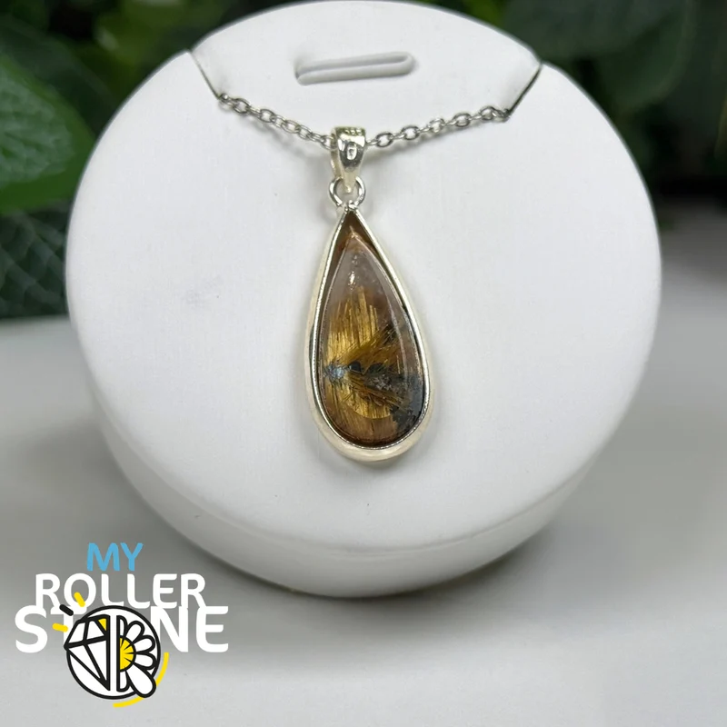 Anhänger aus goldenem Rutilquarz und Hämatit