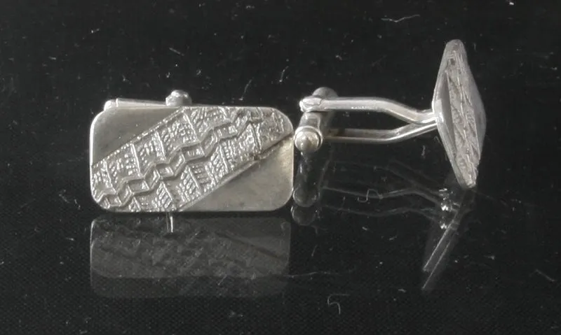 Tire imprint pendant