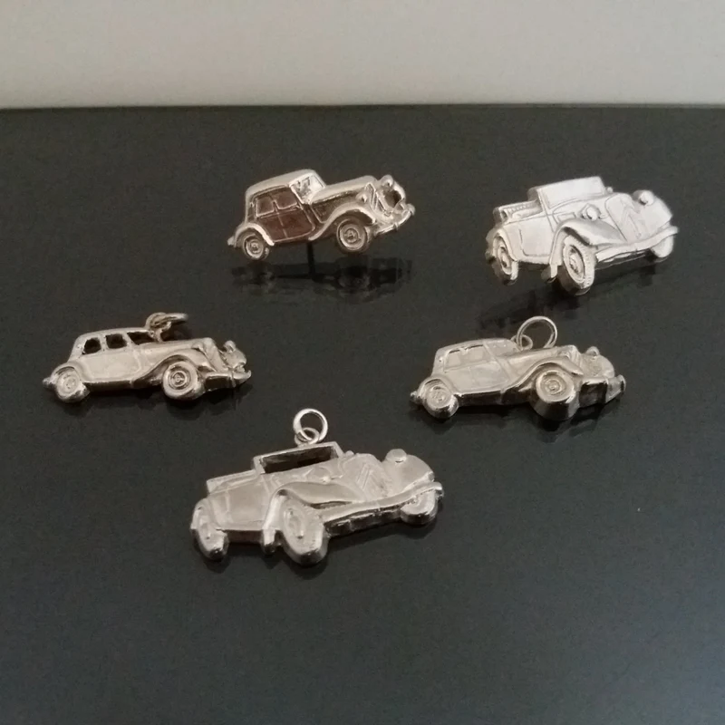 Citroën Traction 2D pendant