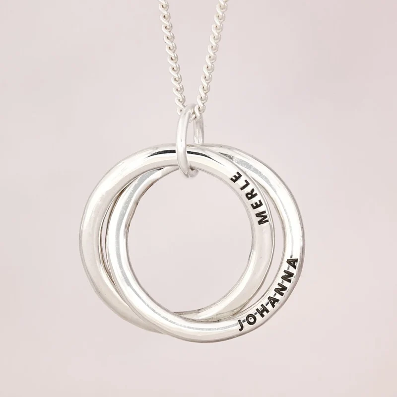Familienkette verschlungene Ringe 2cm