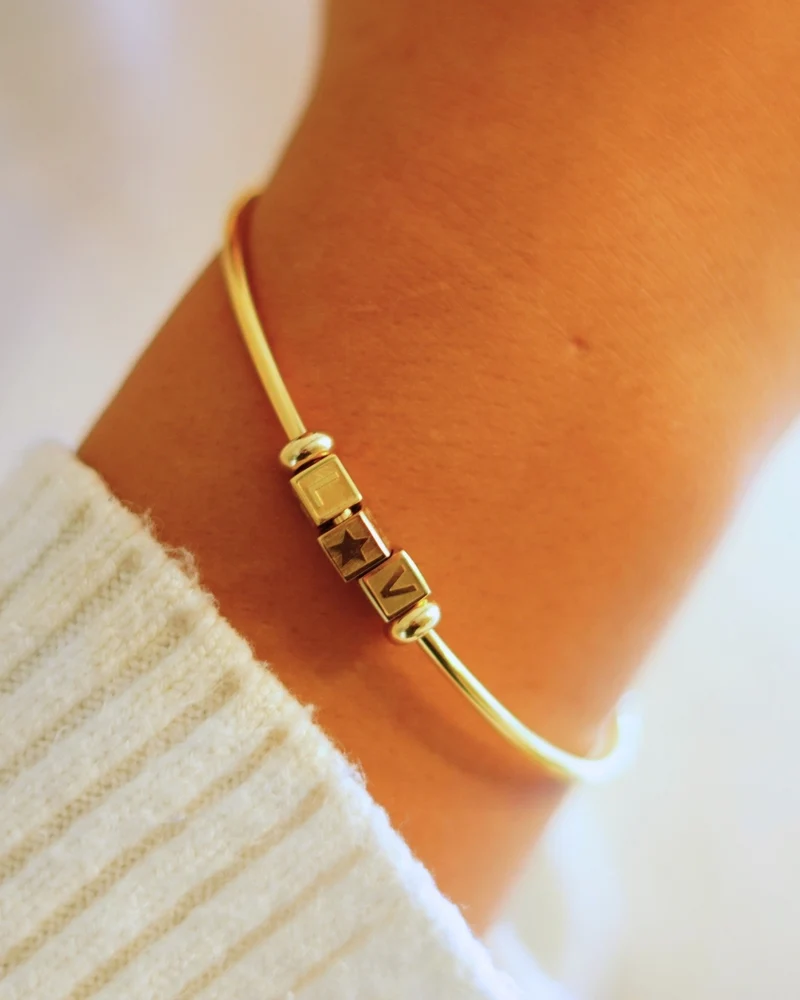 Initial Cube Charm Bangle - Verguld - Gepersonaliseerde Armband