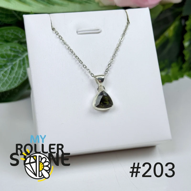 Facettierter Moldavit-Silberanhänger #P203