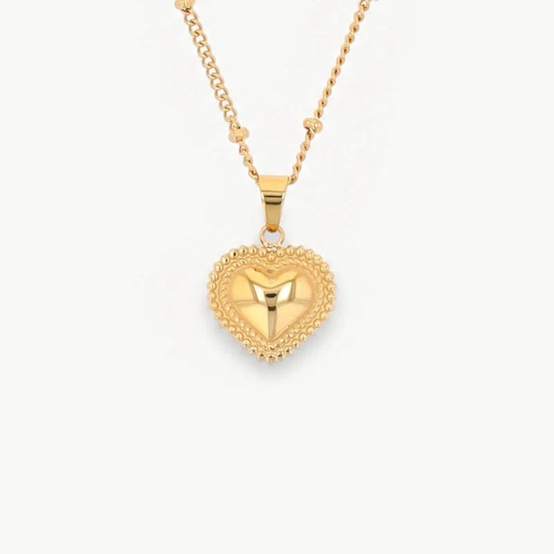 Wild at Heart Engravable Necklace Gold