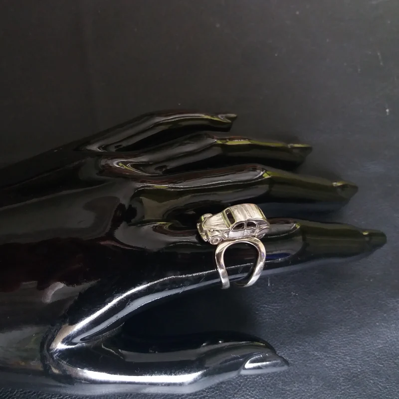 Car ring