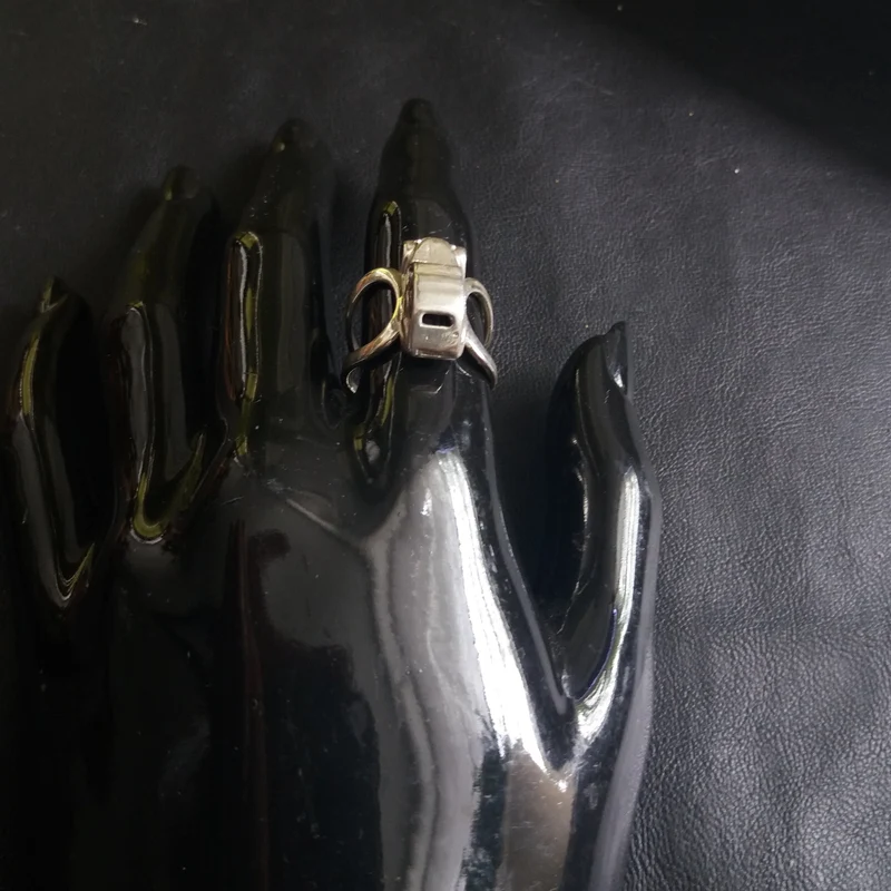 Car ring