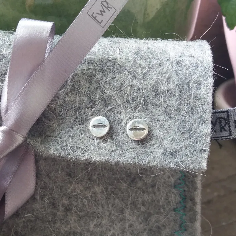 Car silhouette earstuds