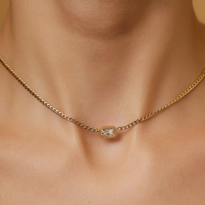 Emerald Pendant Necklace