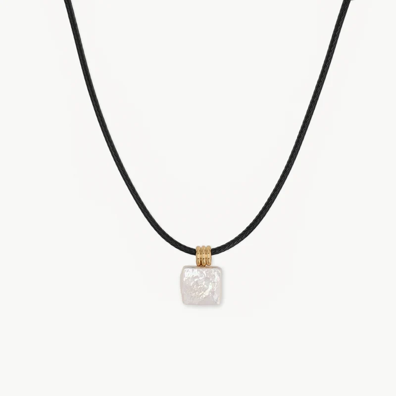 Square Pearl Pendant Necklace