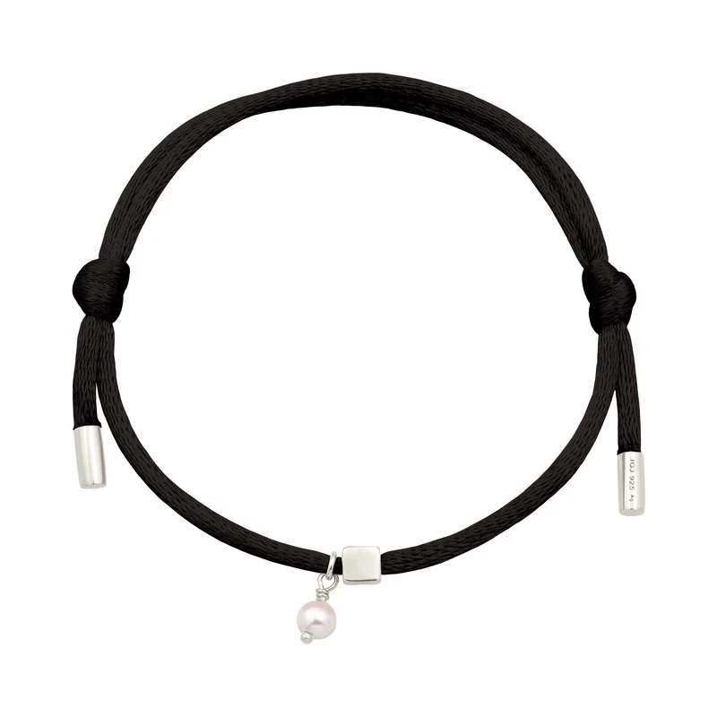 Armband Würfel Gravur | Swarovski® Perle & Satin (Lila)