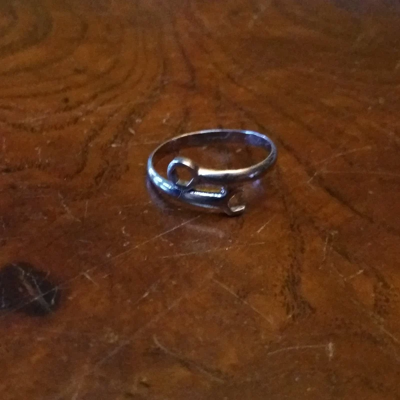 Wrench ring