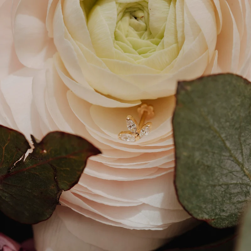 Marquise Flowery Piercing - 14 K Gelbgold