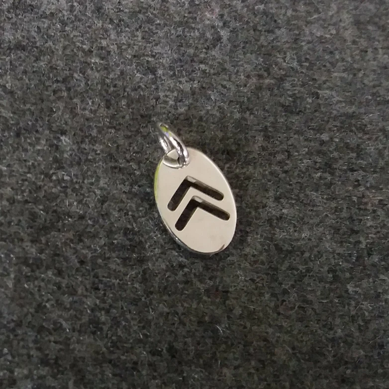 Logo ancien pendant