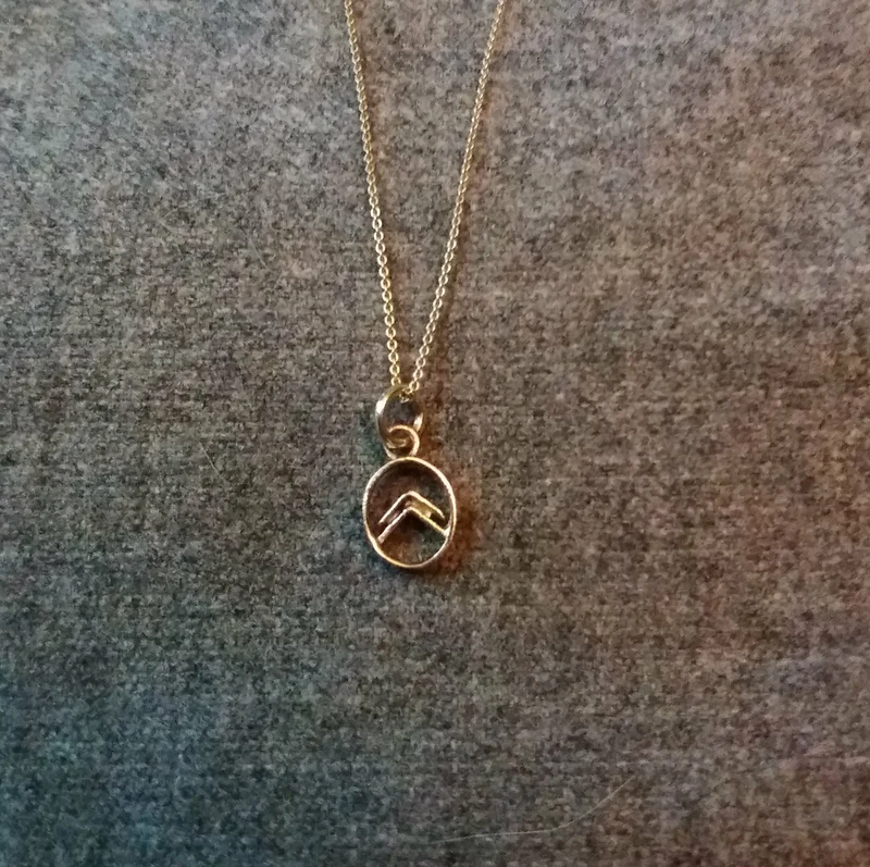 Logo ancien pendant