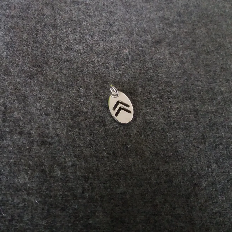Logo ancien pendant