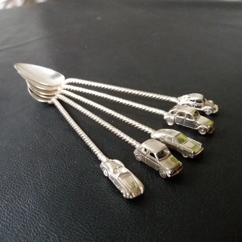 Car spoon