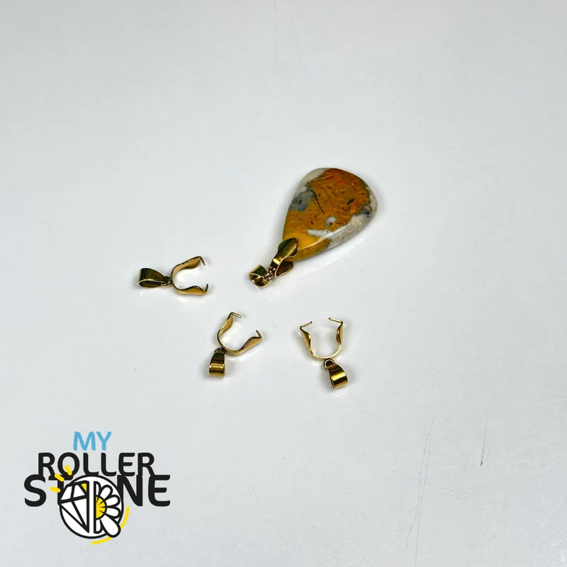 Goldene Öse für Anhänger