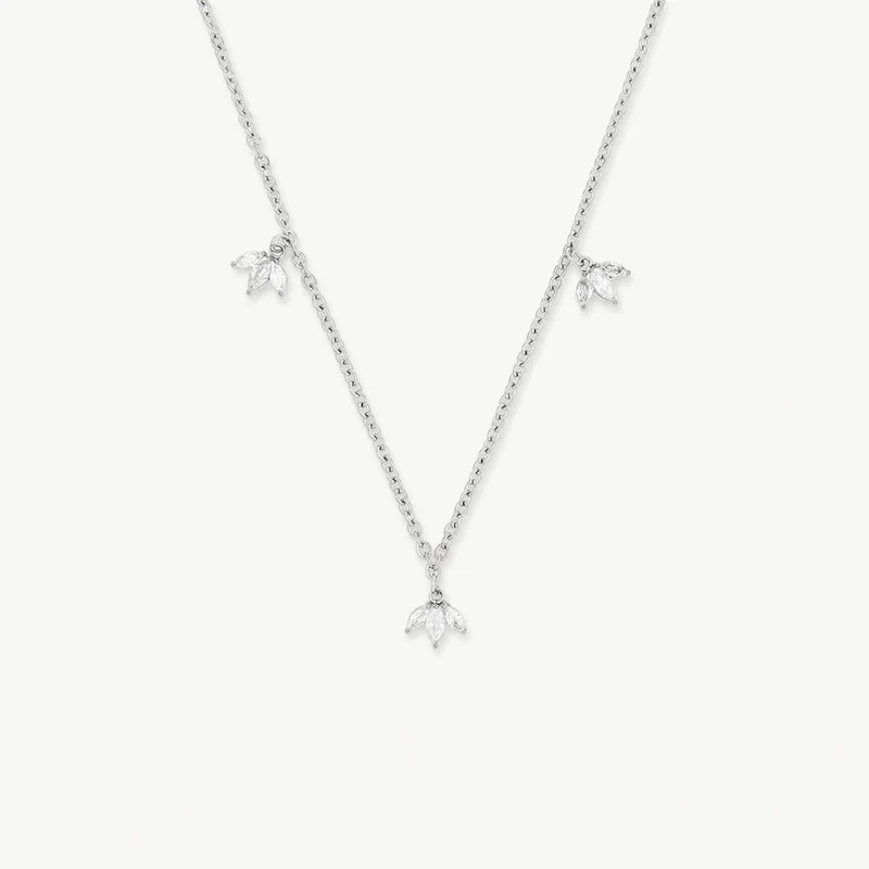 Pure Leaf Charm Necklace Silver