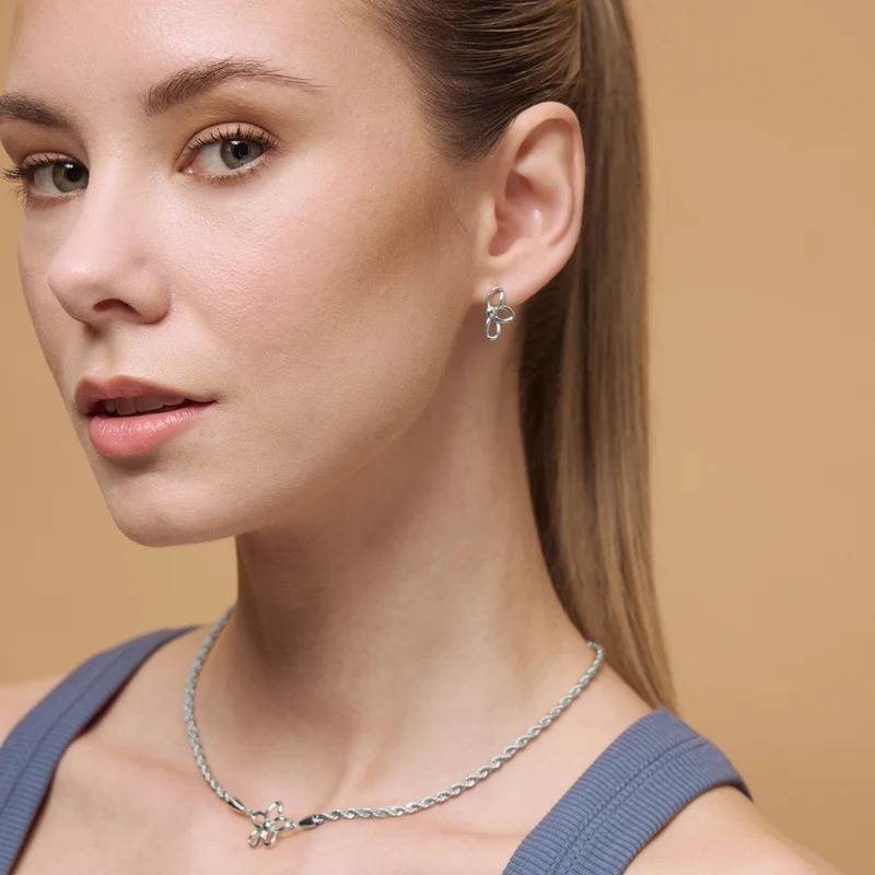 Flower Earstuds