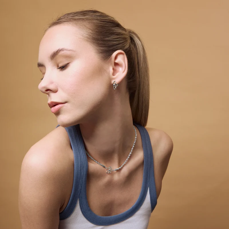 Flower Earstuds