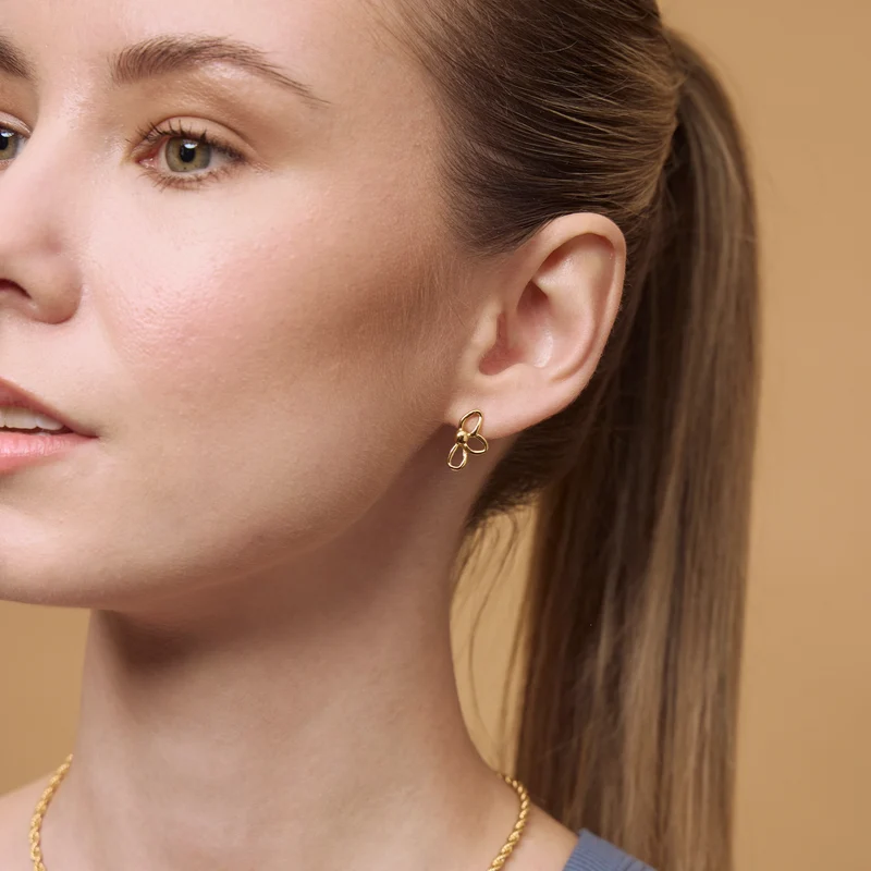 Flower Earstuds