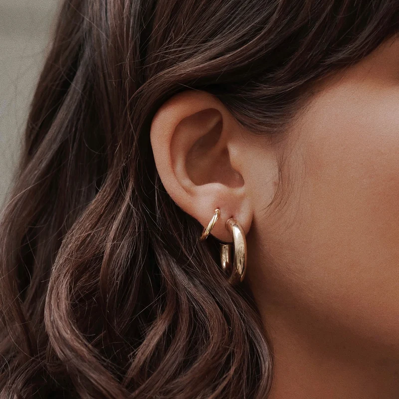 Tiny Maia Hoops - 9 K Echtgold