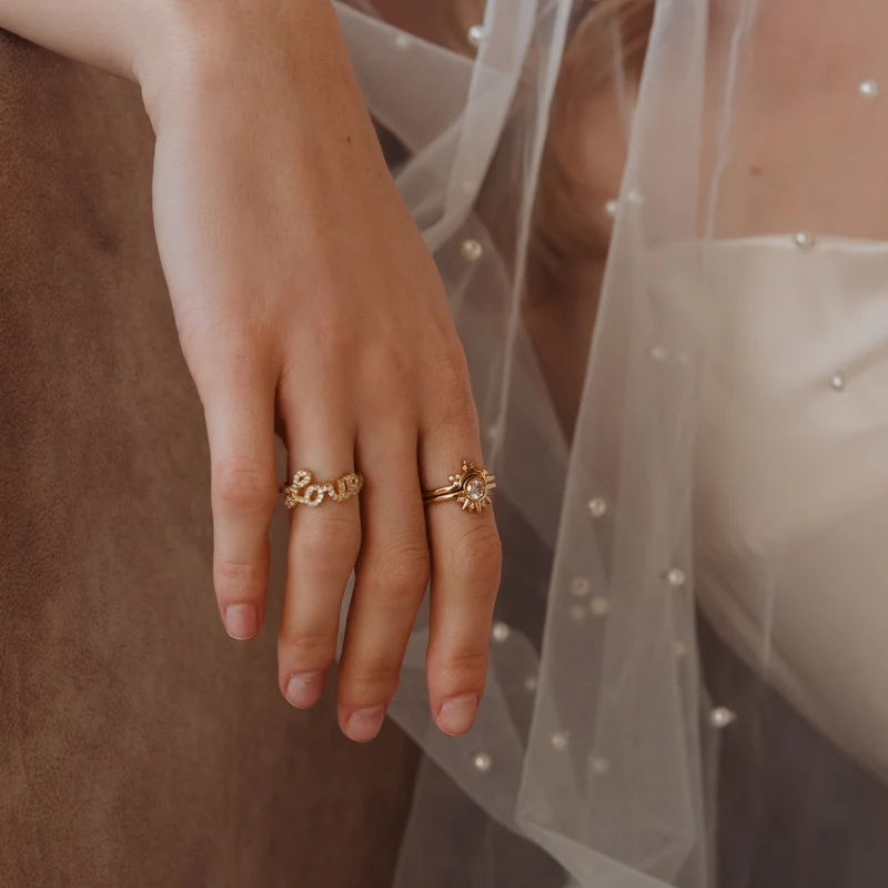 Lunar Ring