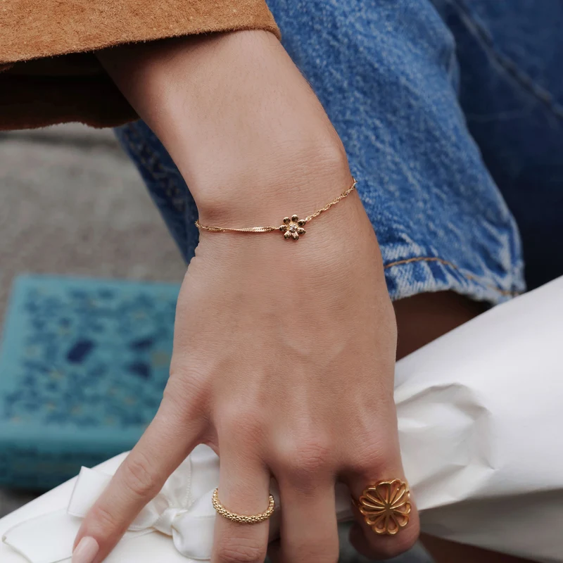 Daisy Armkette