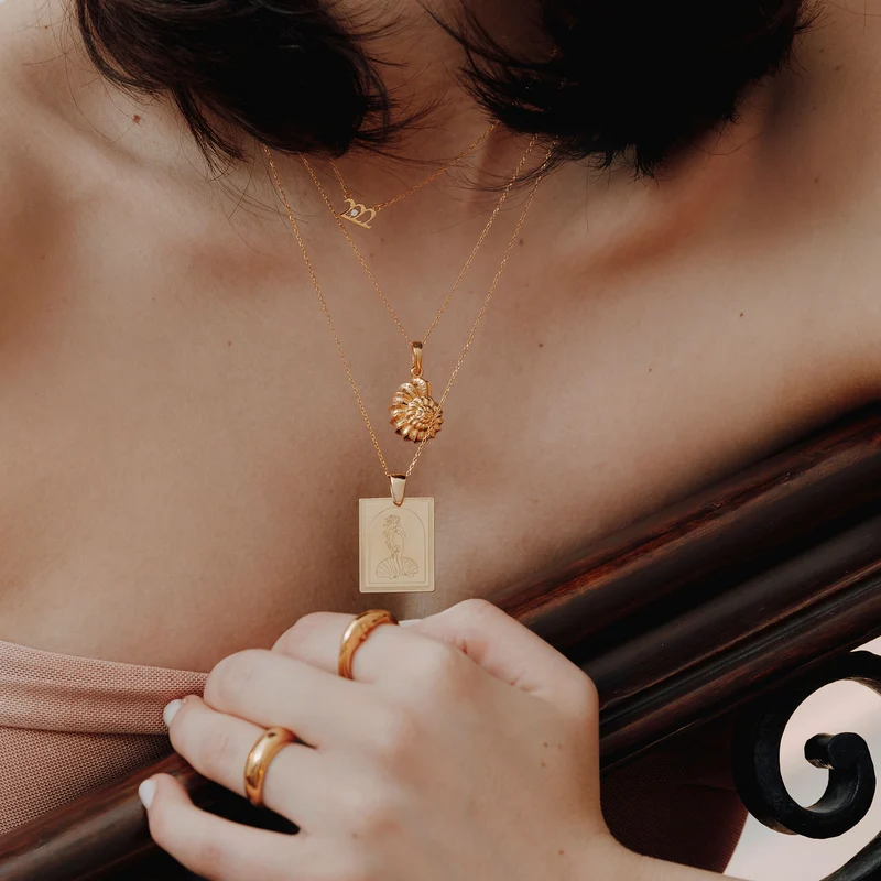 Goddess Energy Halskette