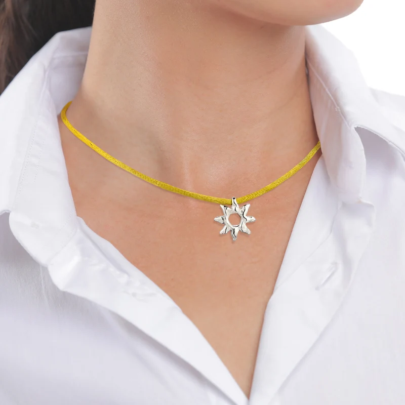 Halskette Choker mit Sonnenanhänger