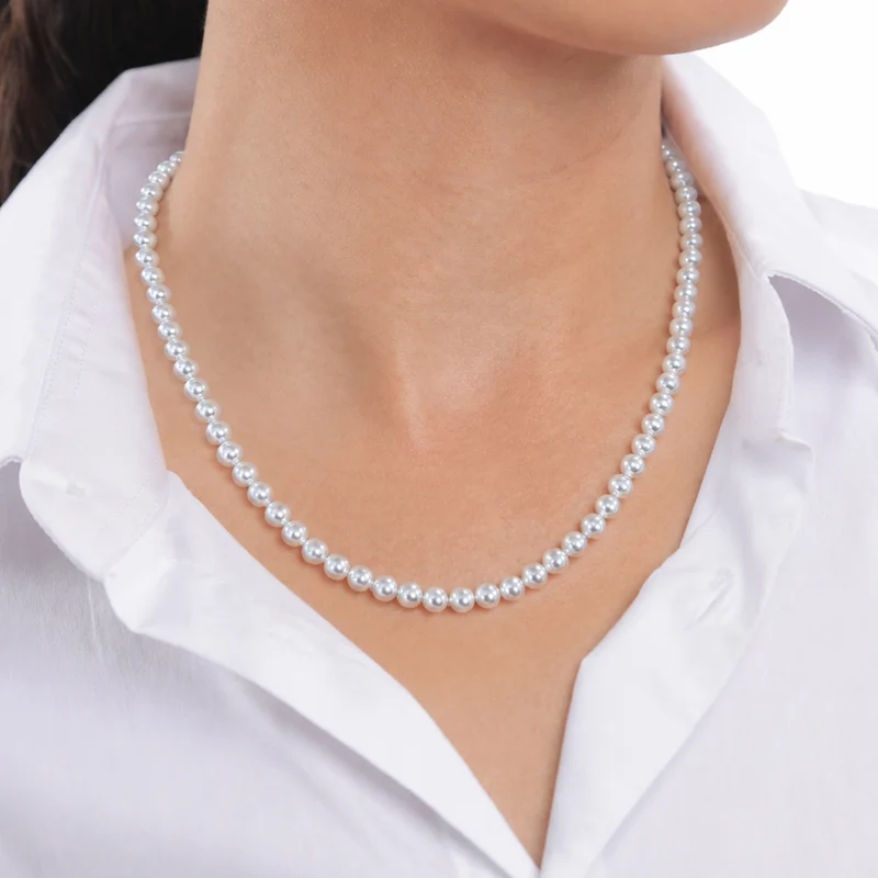 Halskette mit Swarovski®Perlen in Weiß