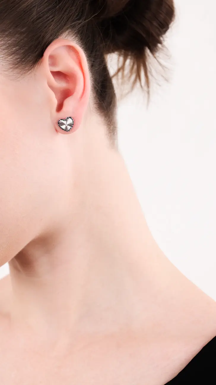 Sunray Heart Earstud