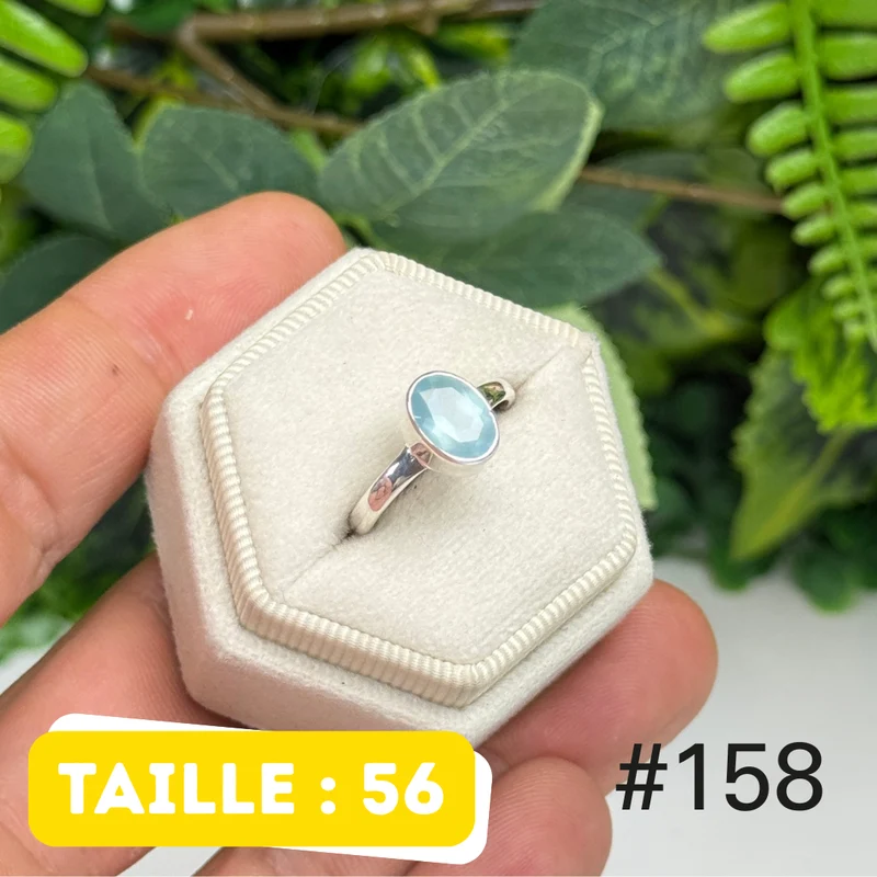 Ring aus 925er Sterlingsilber mit facettiertem Aquamarin #2158