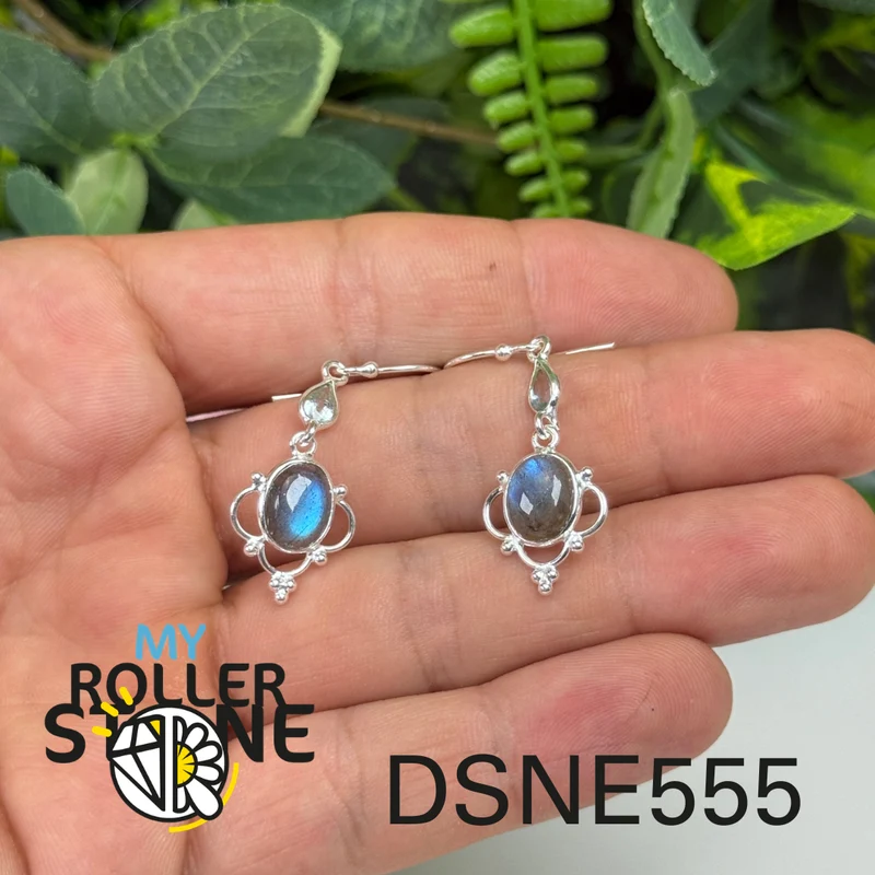 Silberne Ohrringe mit Labradorit und blauem Topas #E555