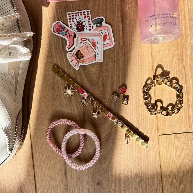 Charm Cherry Knot