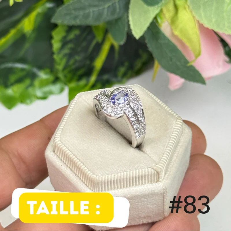 Ring aus 925er Sterlingsilber mit facettiertem Tansanit #FR83