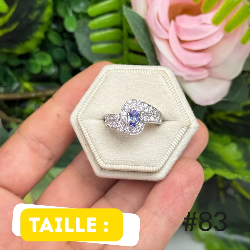 Ring aus 925er Sterlingsilber mit facettiertem Tansanit #FR83