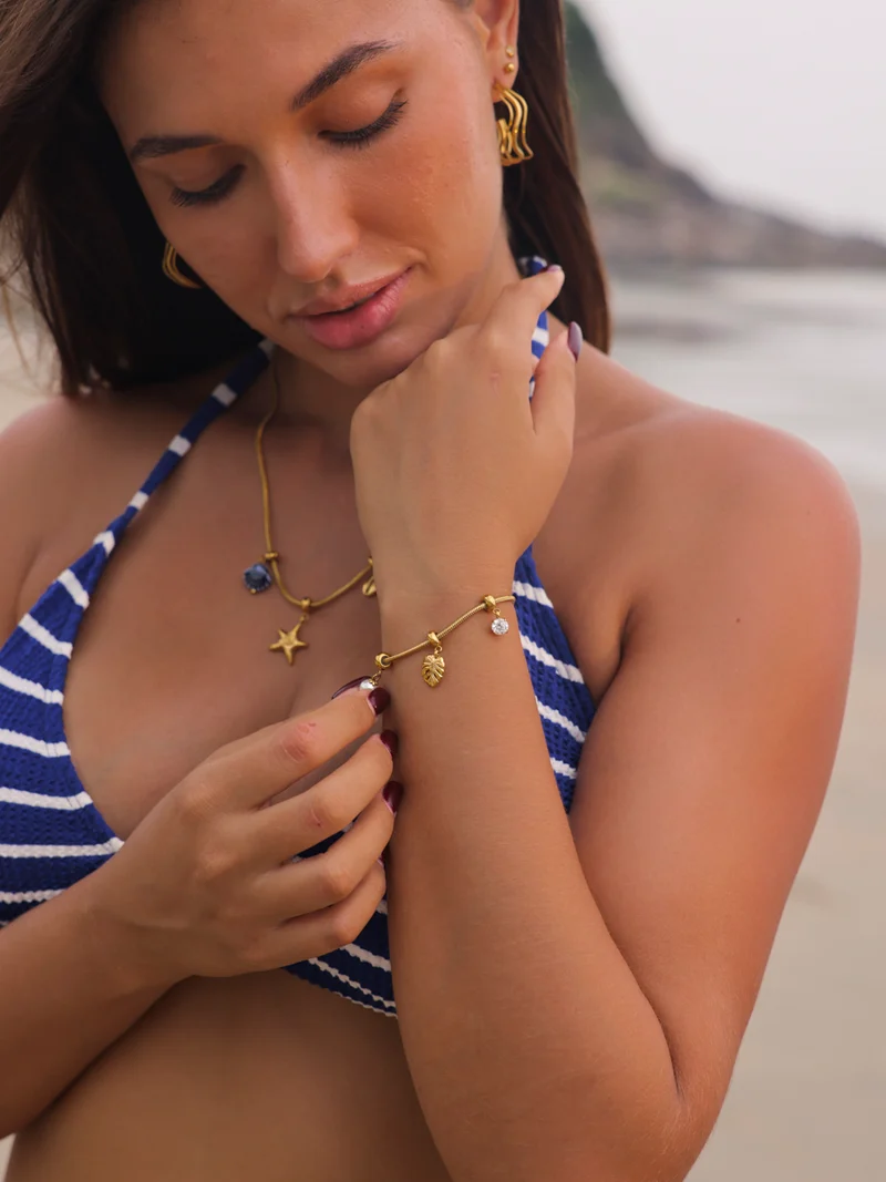 Crush Fix Charm Monstera Leaf