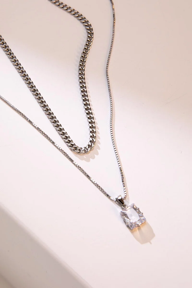 Radiant Stone & Curb Necklace
