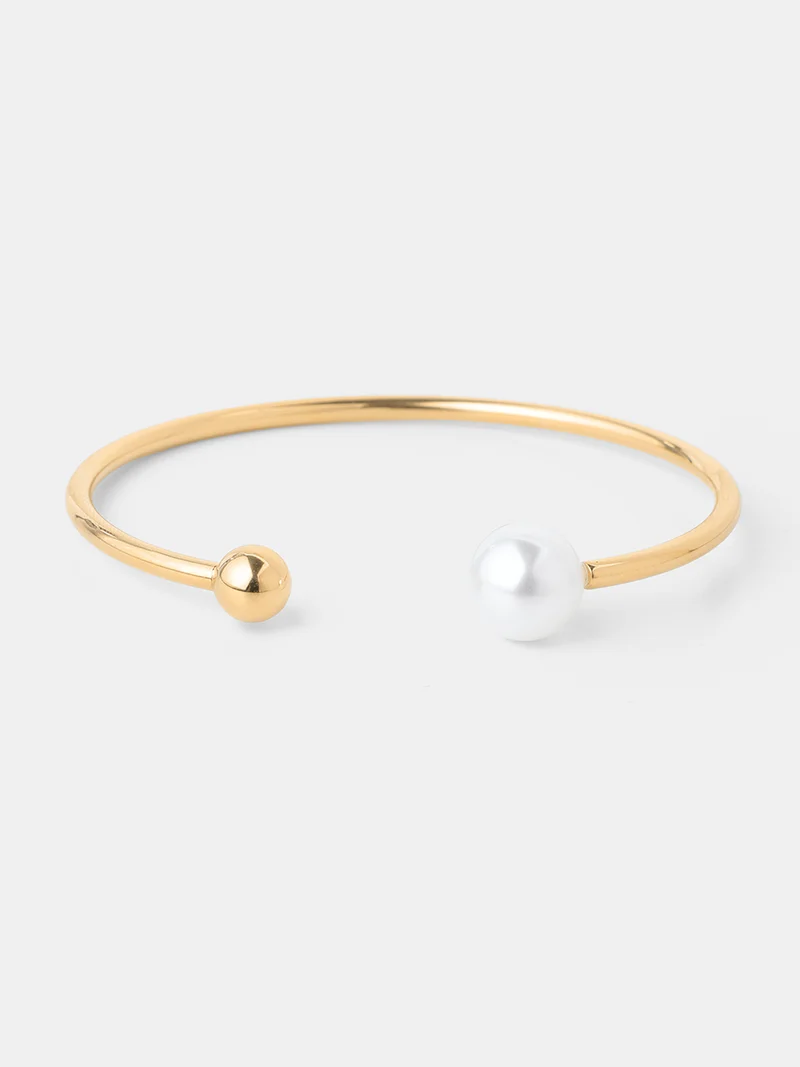 Dewdrop Pearl Armcuff