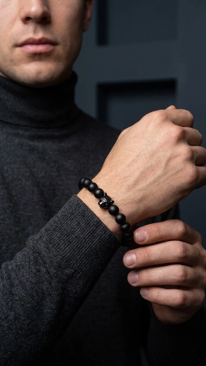 Dark Wild – Onyx matt Black Edition | Perlenarmband Herren Allschwarz 10mm Panther