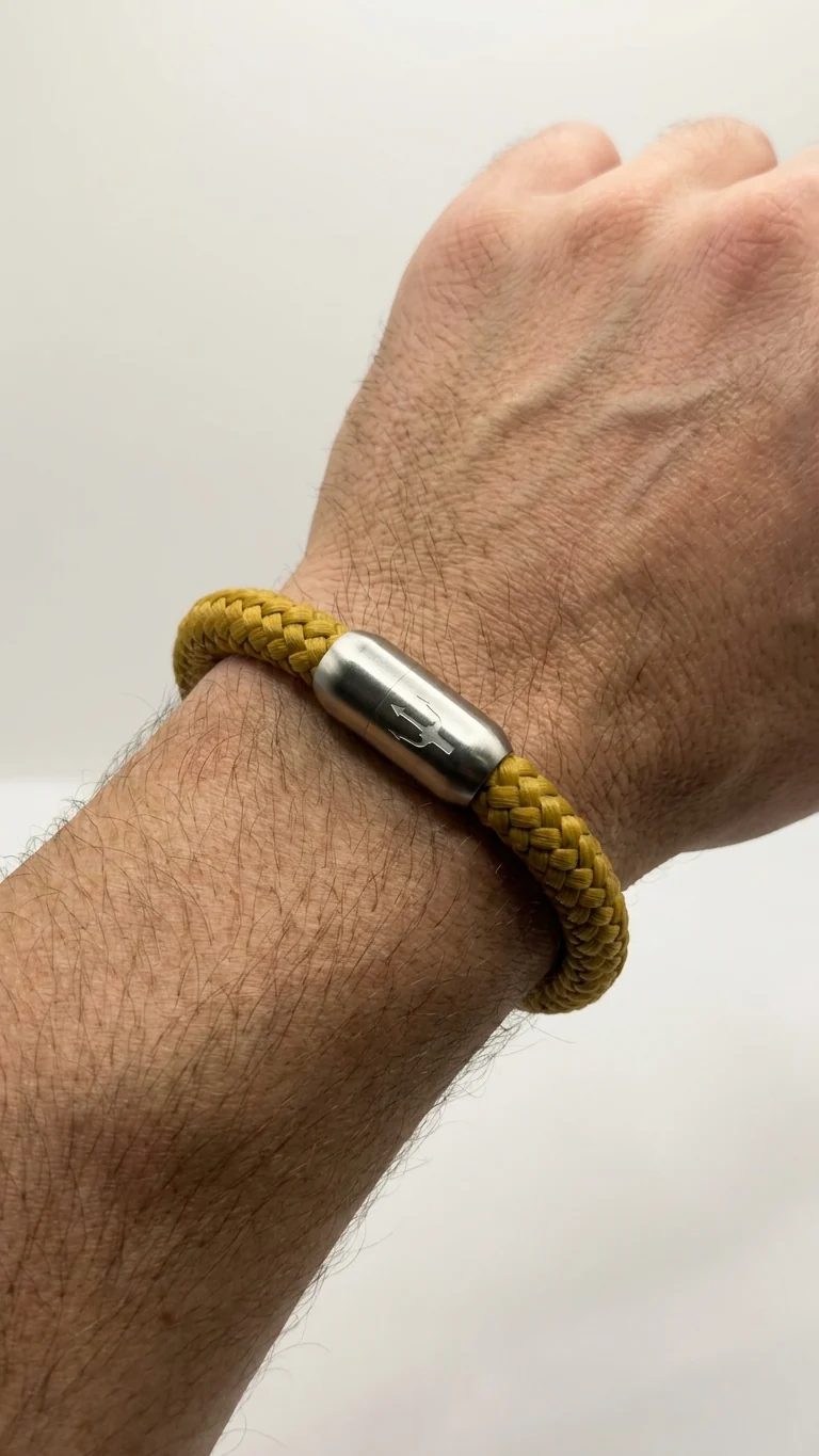 Nautic Force – Golden Sand | Segeltauarmband Herren Caramel 8mm