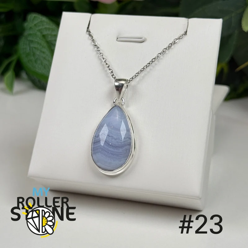 Silberanhänger mit blauem Spitzenachat #AP23
