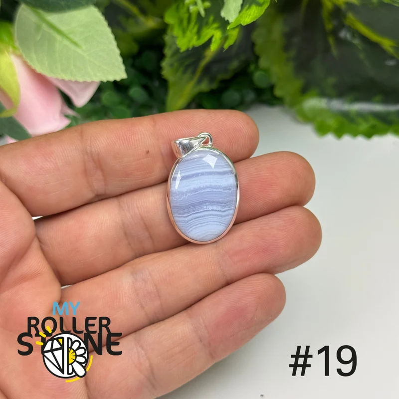 Silberanhänger mit blauem Spitzenachat #AP19