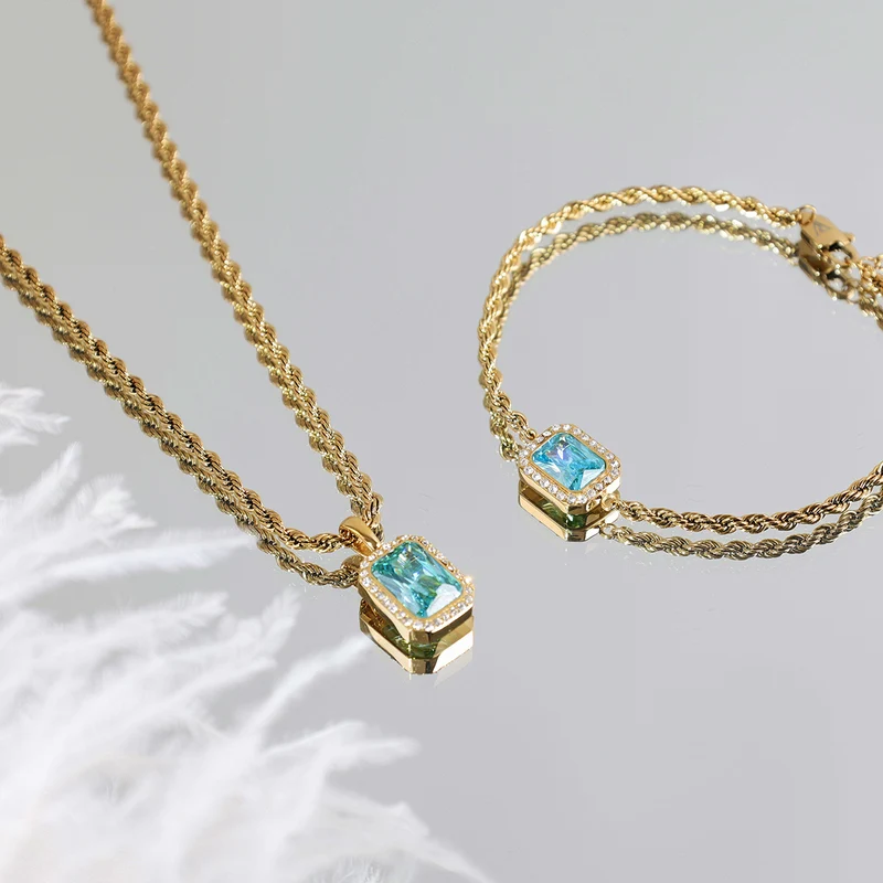Pavé Emerald Pendant Necklace