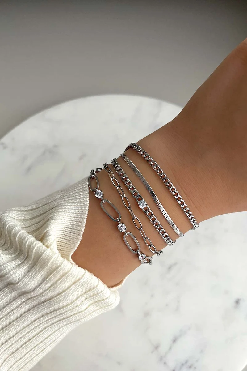 Brilliant Curb Bracelet