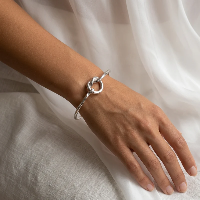 Solid Silver Love Knot Bangle