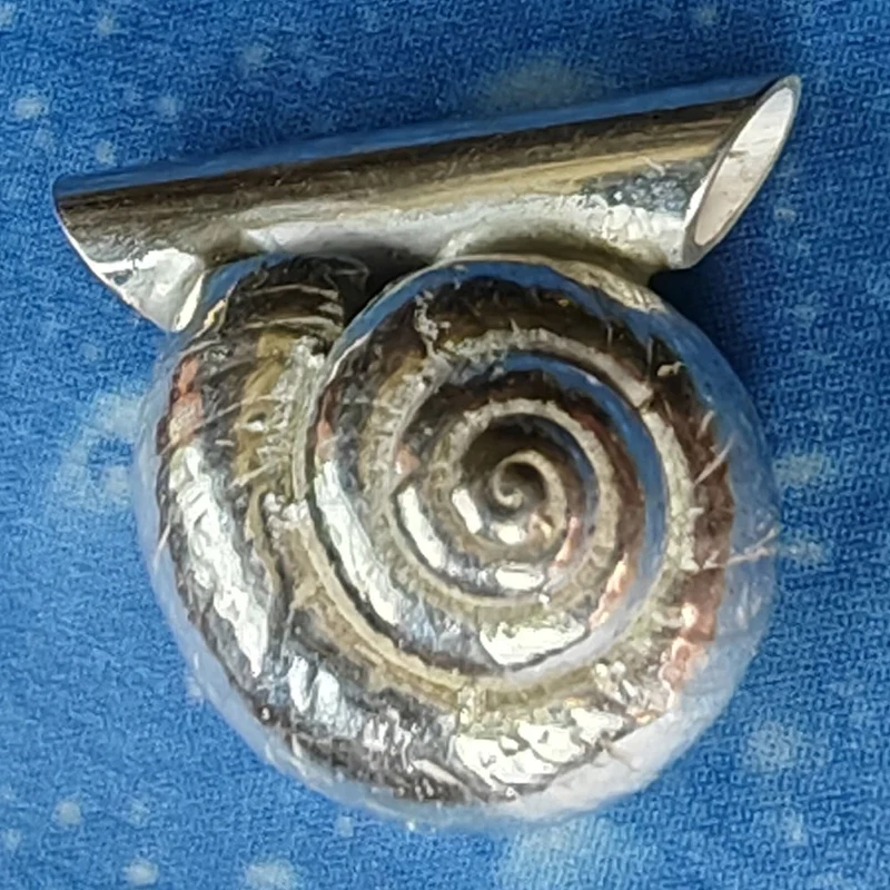 Anhänger Schnecke Schmuck Knopf neu