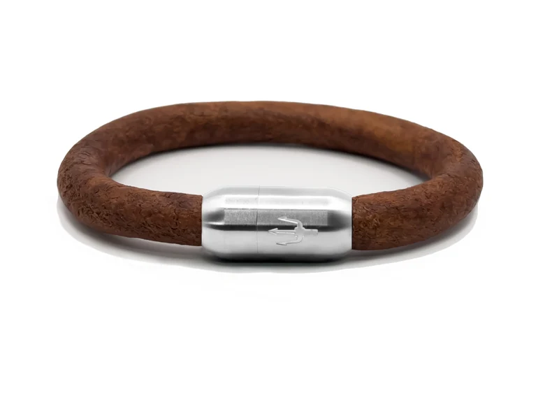 Tridente Vino – Glattes 8 mm Lederarmband in Rotbraun mit Vintage-Look und silbernem Edelstahlverschluss