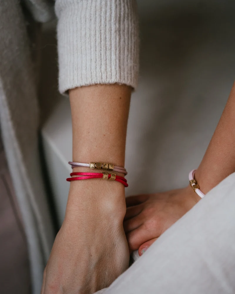 Herknopen Family Cube Armband - Goudkleurig staal - Gepersonaliseerde Armband